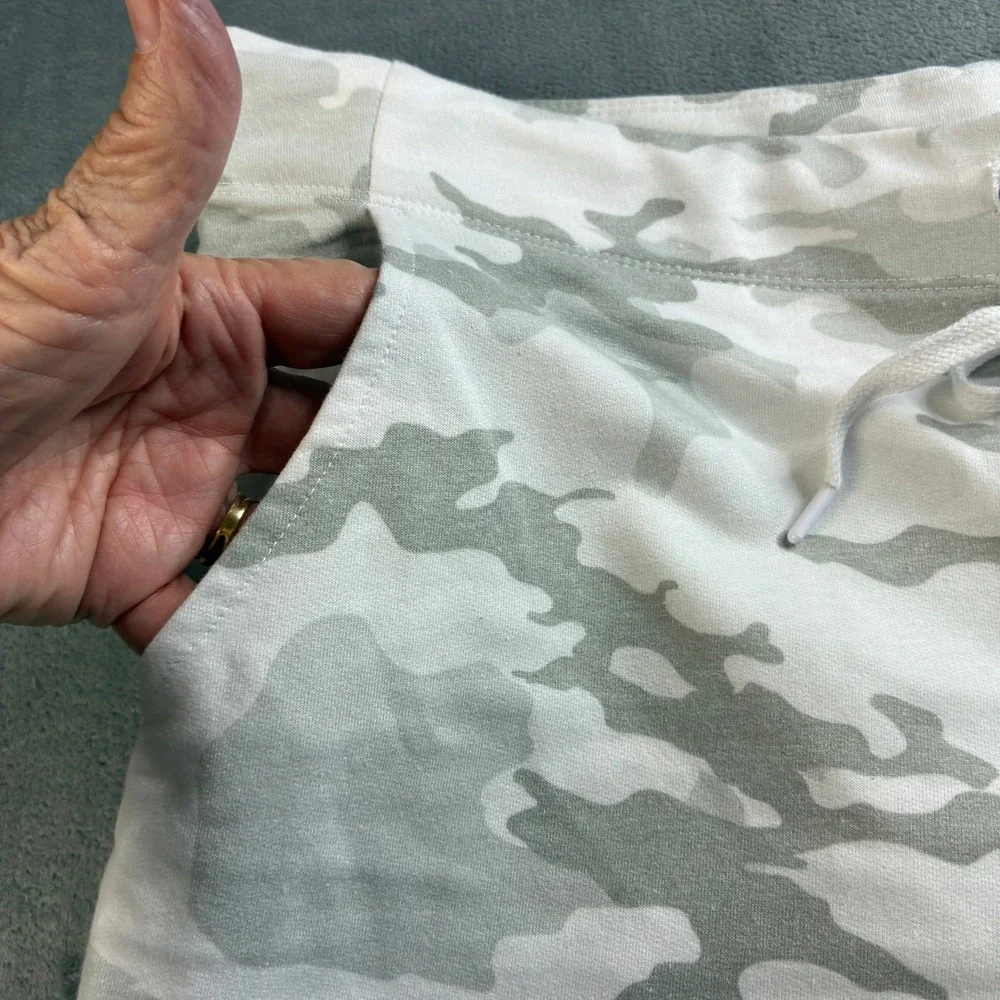 Avia Womens XXL Grey Camo Fashion Sweatpants Wide Leg Drawstring AV13100056586P‎